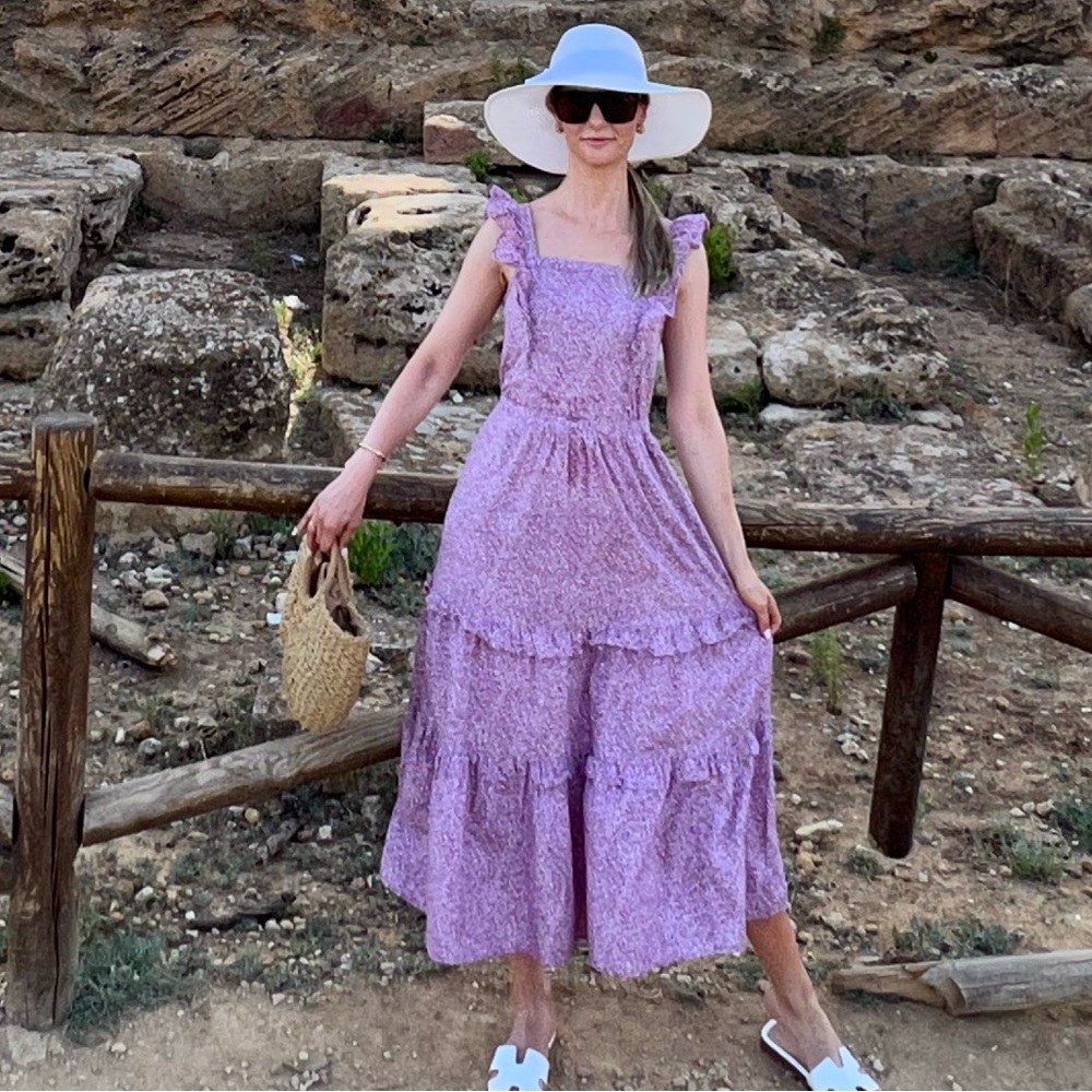 Universal Thread Pink and White dress